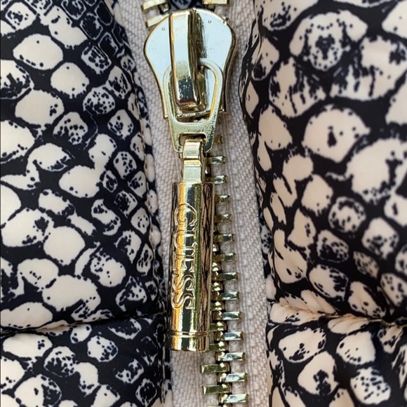 NEW GUESS Lexie Snakeskin Puffer Jacket SZ S - Picture 6 of 9